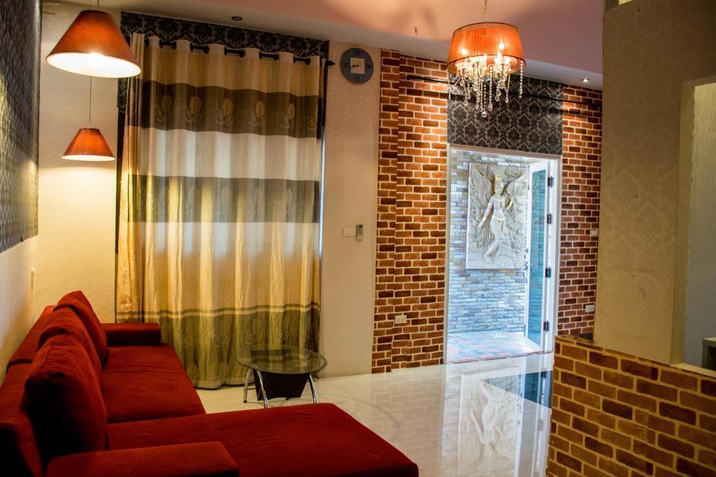 Resort Phalaburi 3*