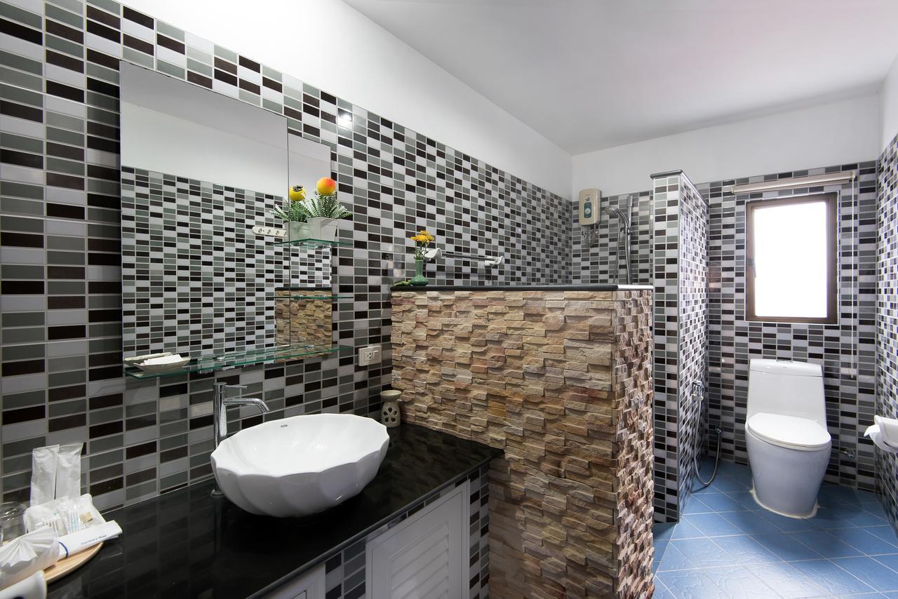 Tananza & Phuket Resort Nai Harn