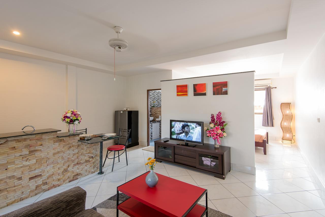 Tananza & Phuket Resort 3*