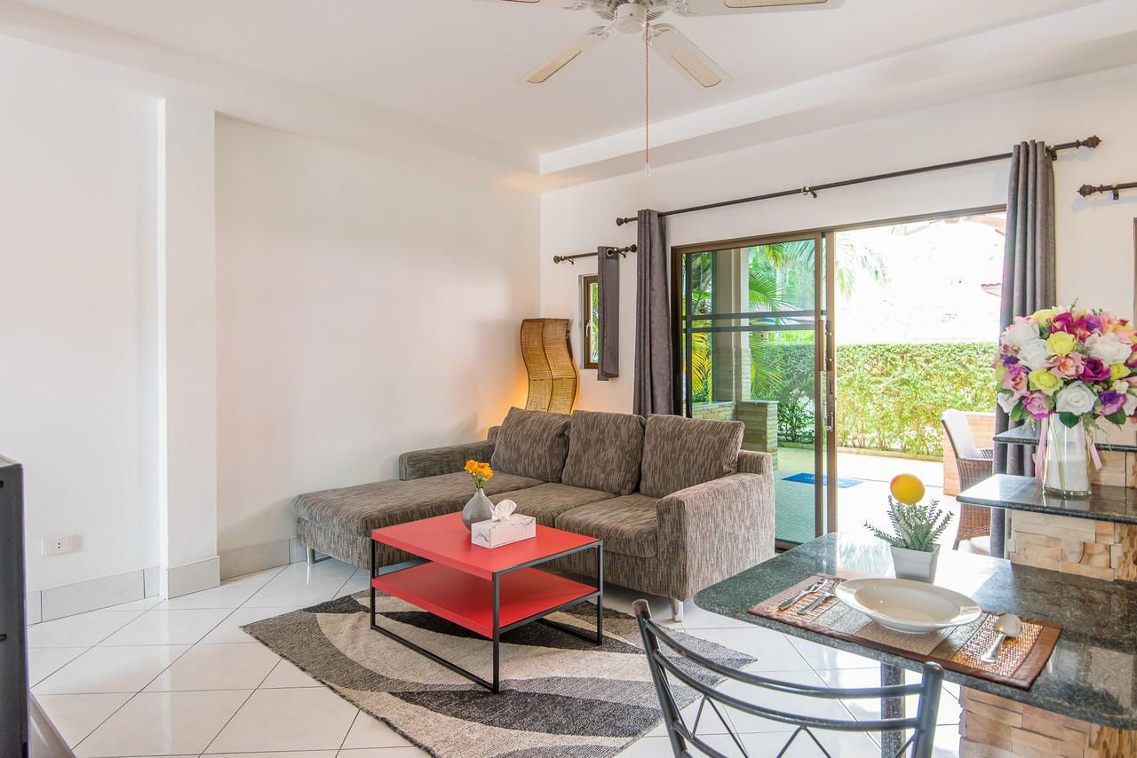 Resort Tananza & Phuket Nai Harn