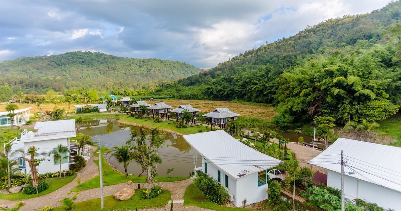 The White House Boutique Resort Chiang Rai