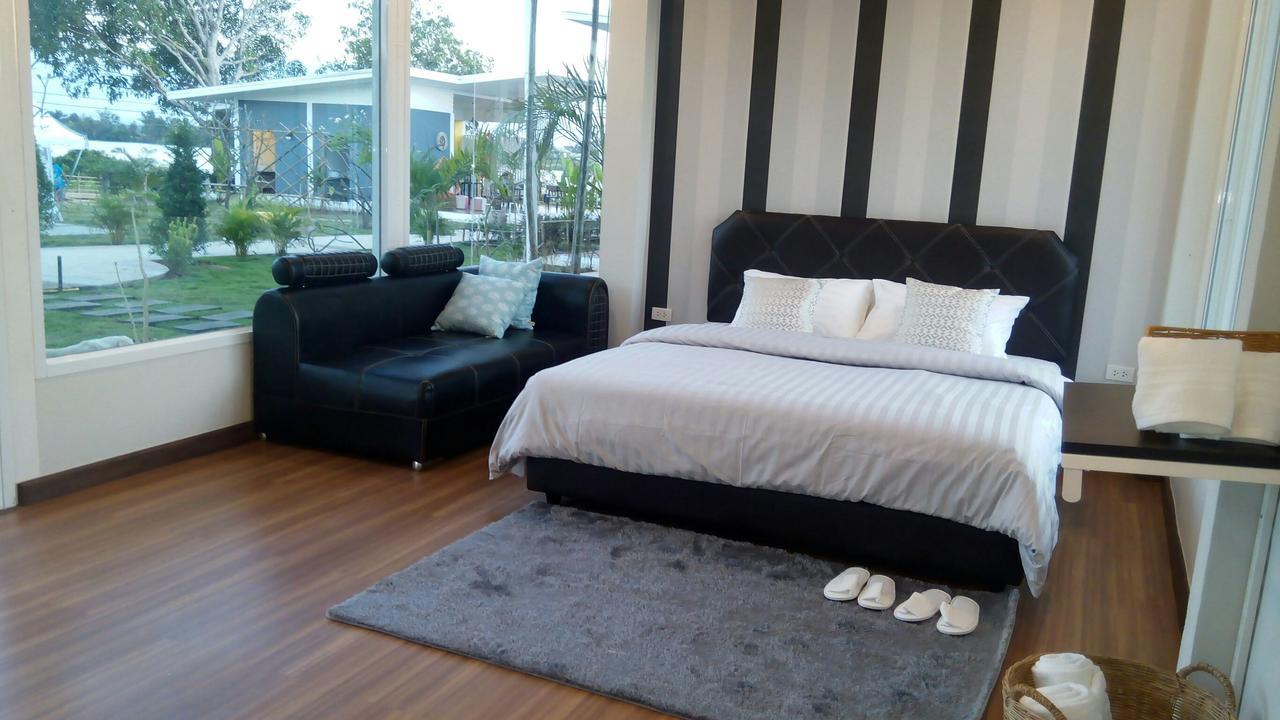 Bluemoon Riverside 3*