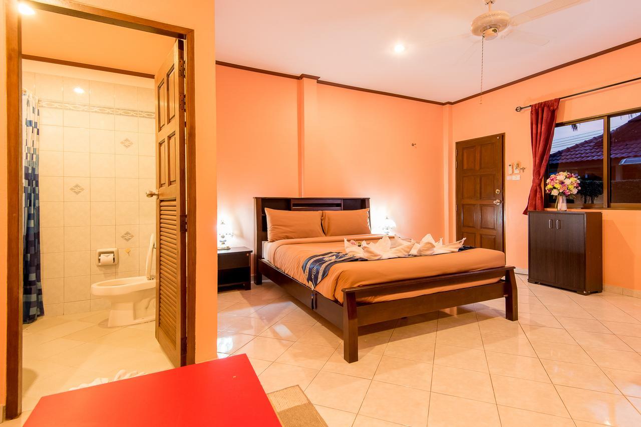Tananza & Phuket Resort 3*