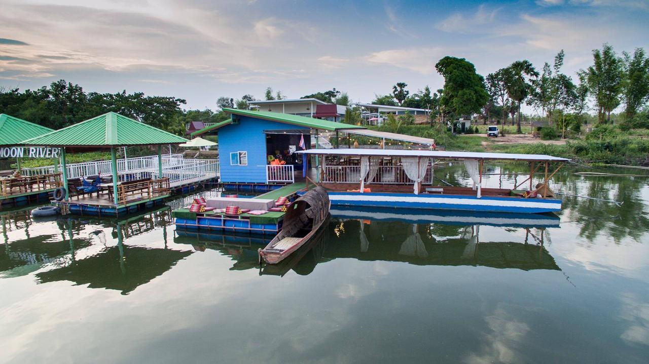 Bluemoon Riverside Resort