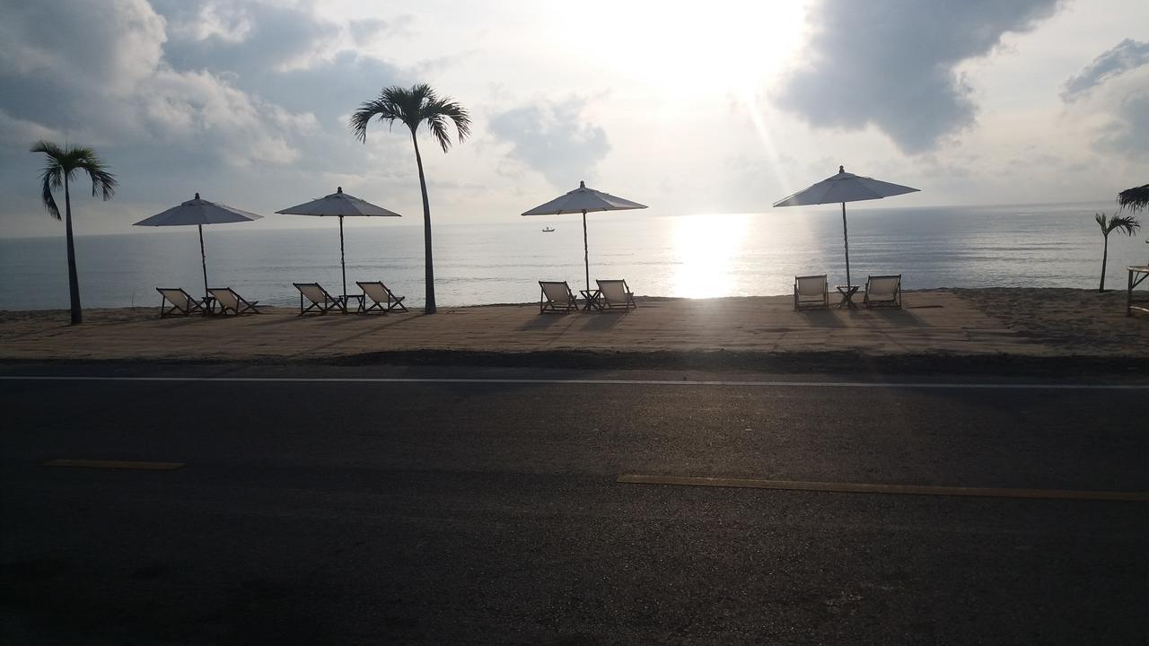 Seascape Baan Krood Guest house
