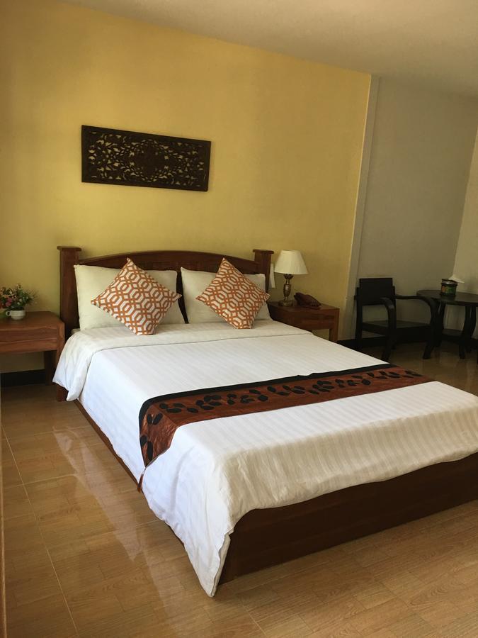 Ban Noi Resort 2*