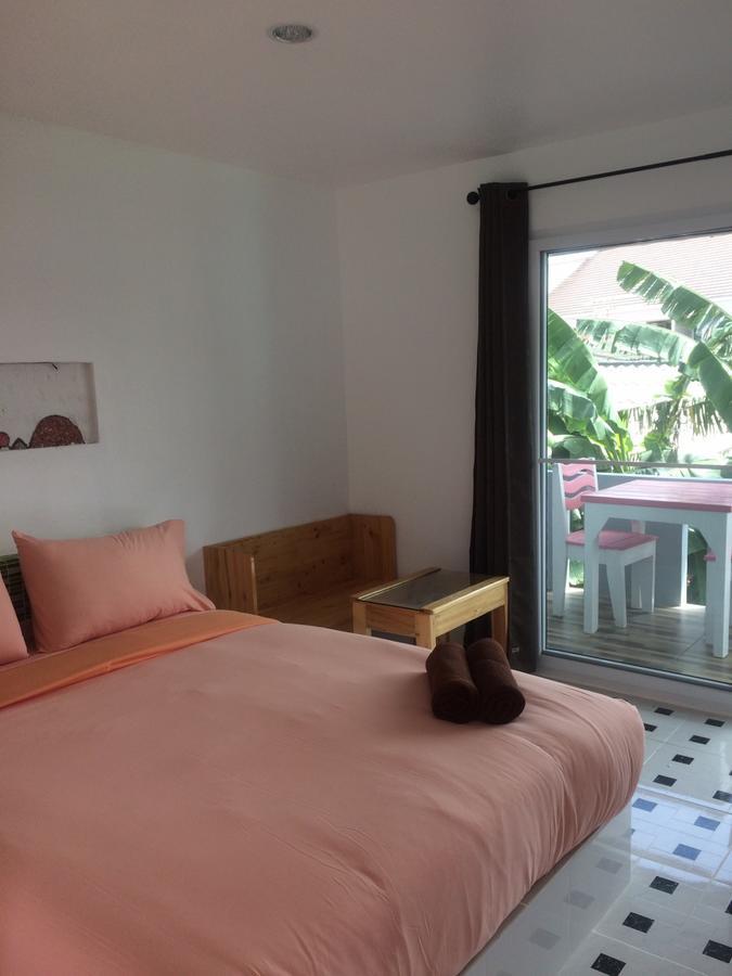 Hotel Toonja Kohlarn Ko Lan