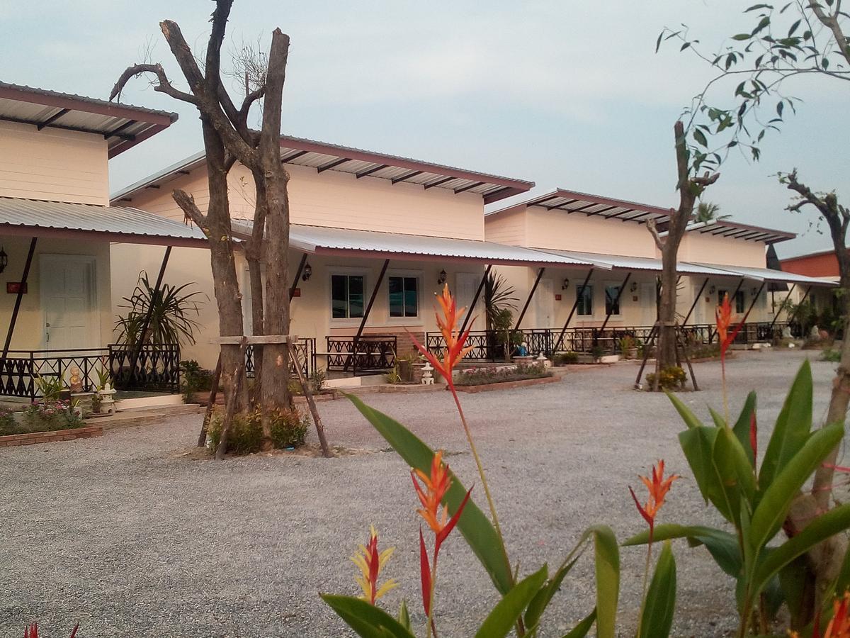 Fancy Carp Resort