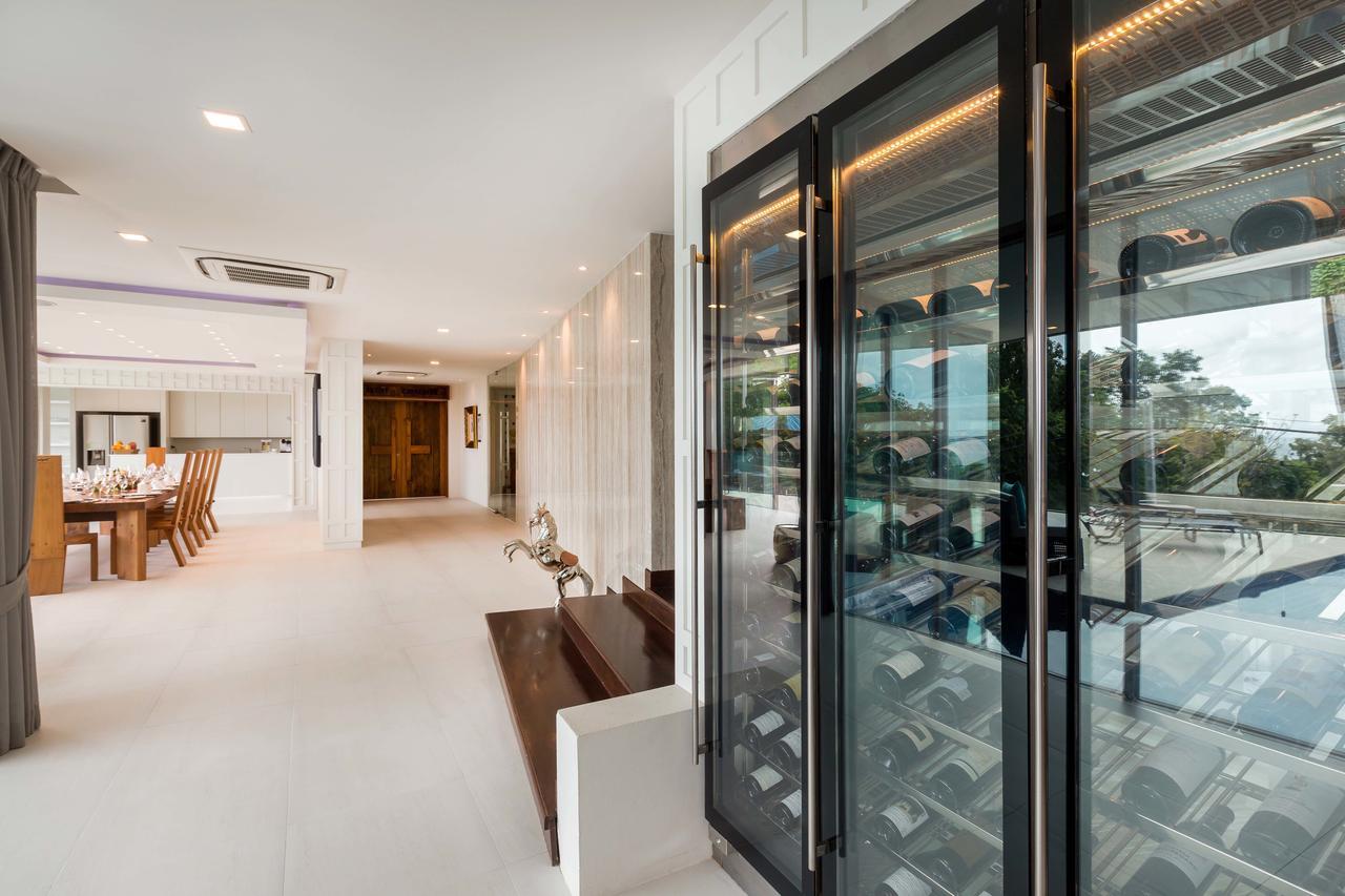 Thousand Hills - 9 Bedroom Luxury Villa, Nai Harn Beach *