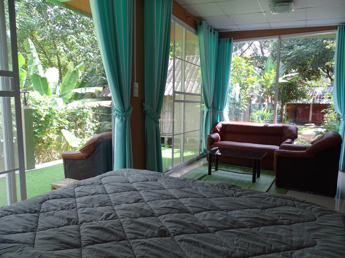 Homestay Hill Tribe Art House Chiang Rai