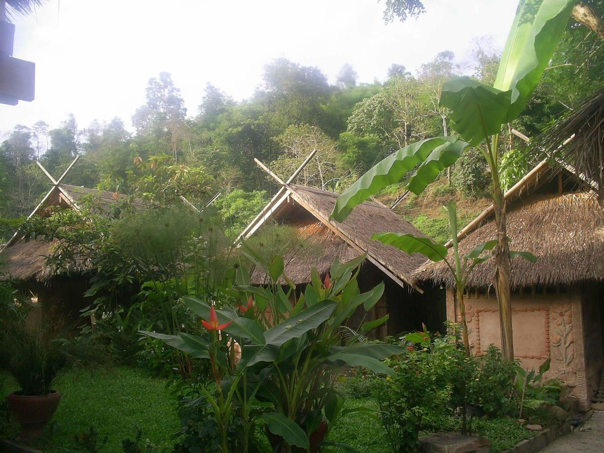 Hill Tribe Art House * Chiang Rai