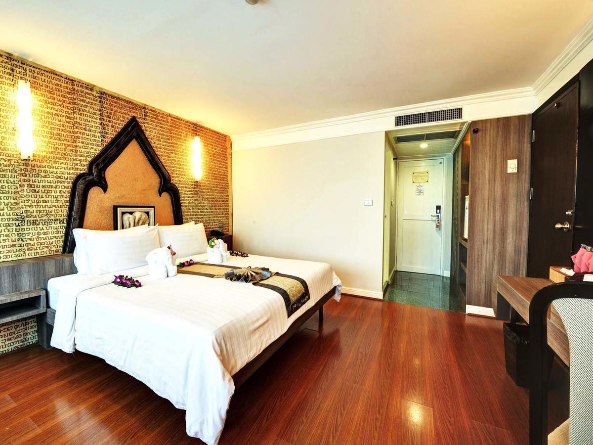 Hotel Jomtien Garden &