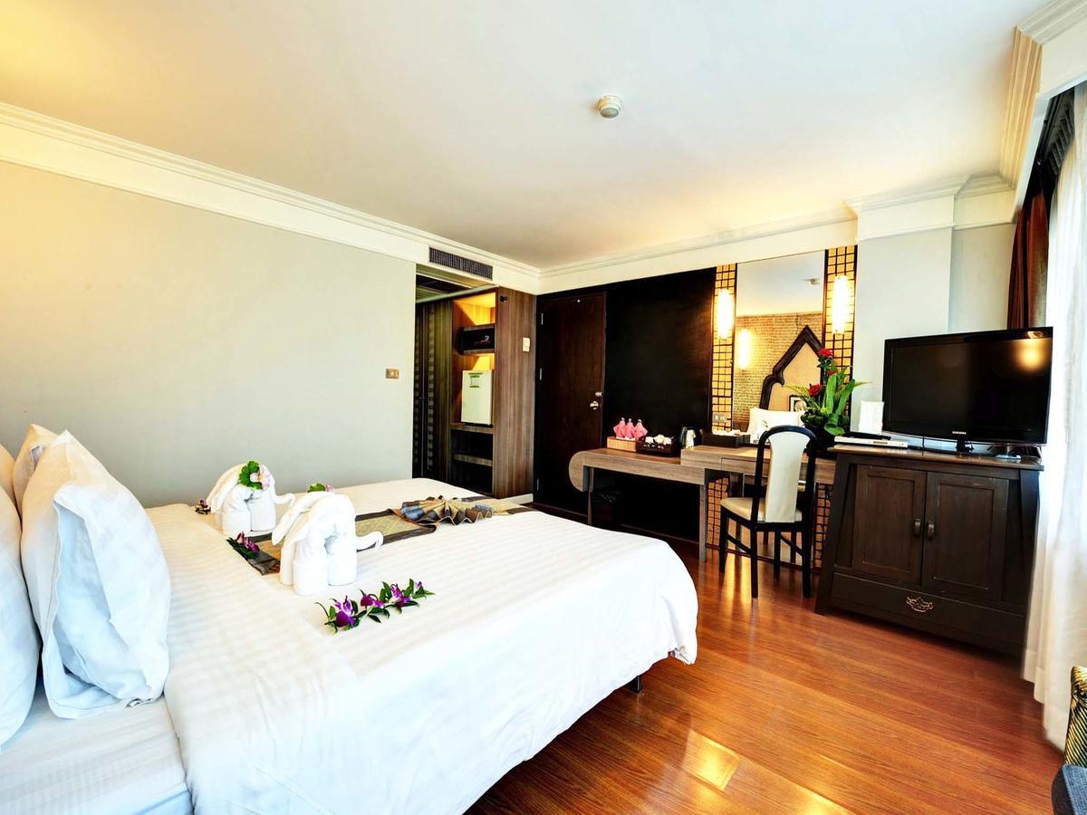 Hotel Jomtien Garden & 4*