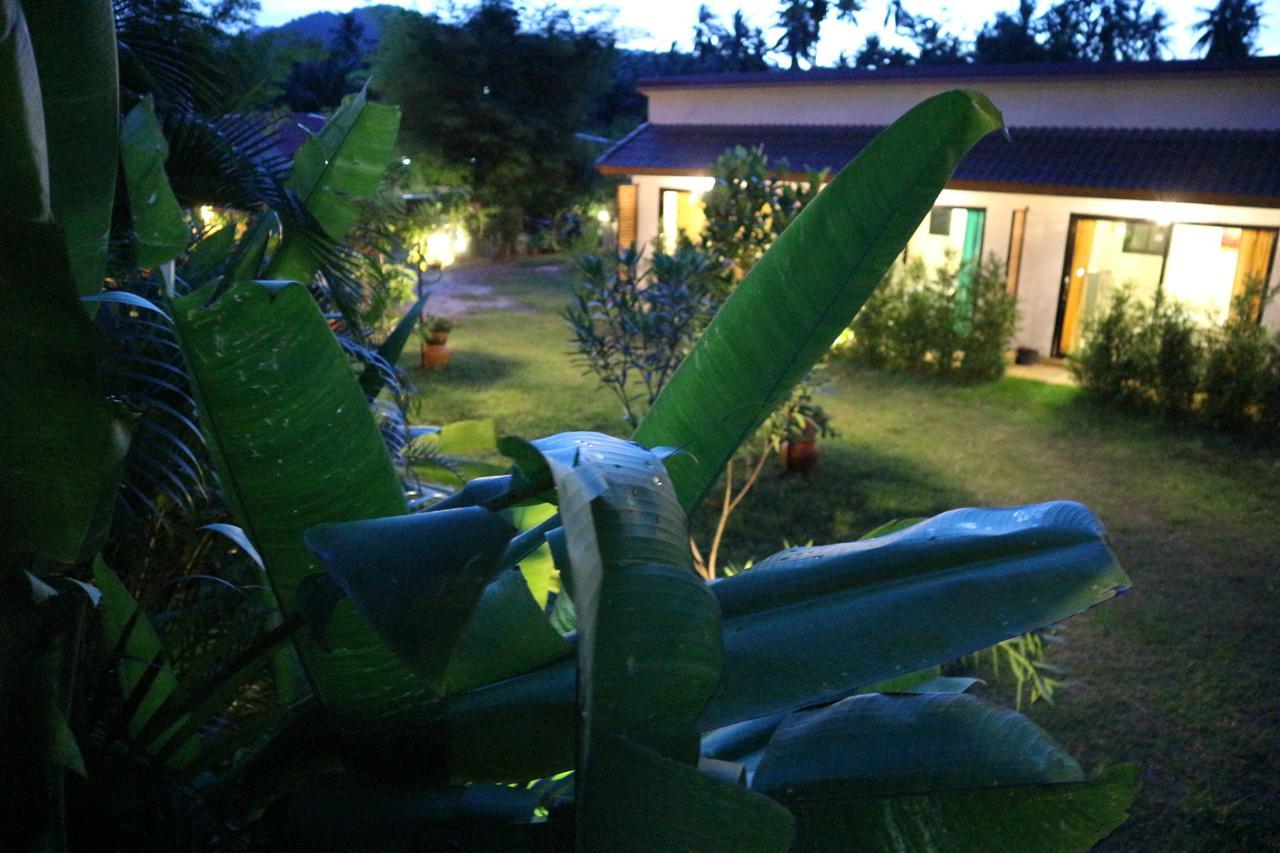 Bed & Breakfast New Season