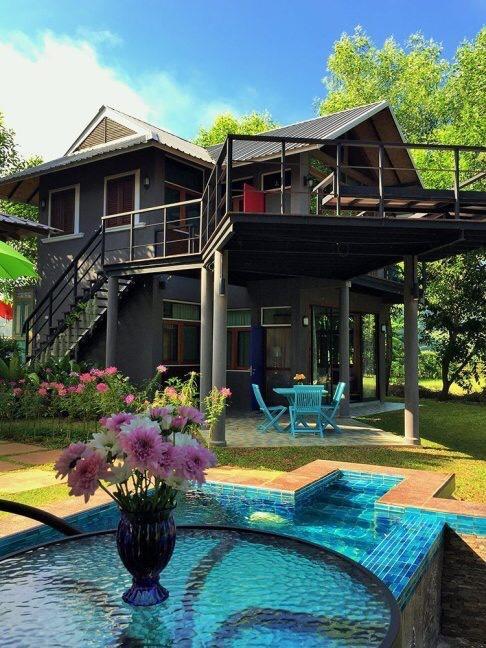 Gumbie House Bed & Breakfast