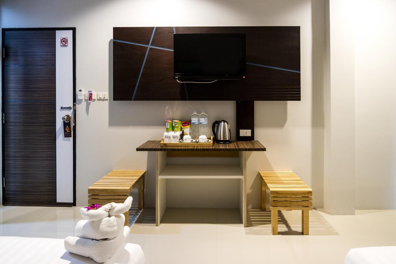 S2 Hotel