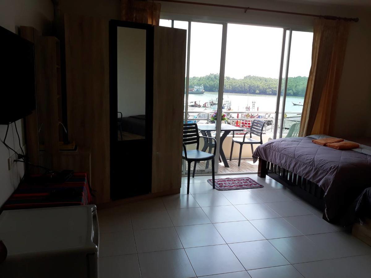 Uncle House Homestay