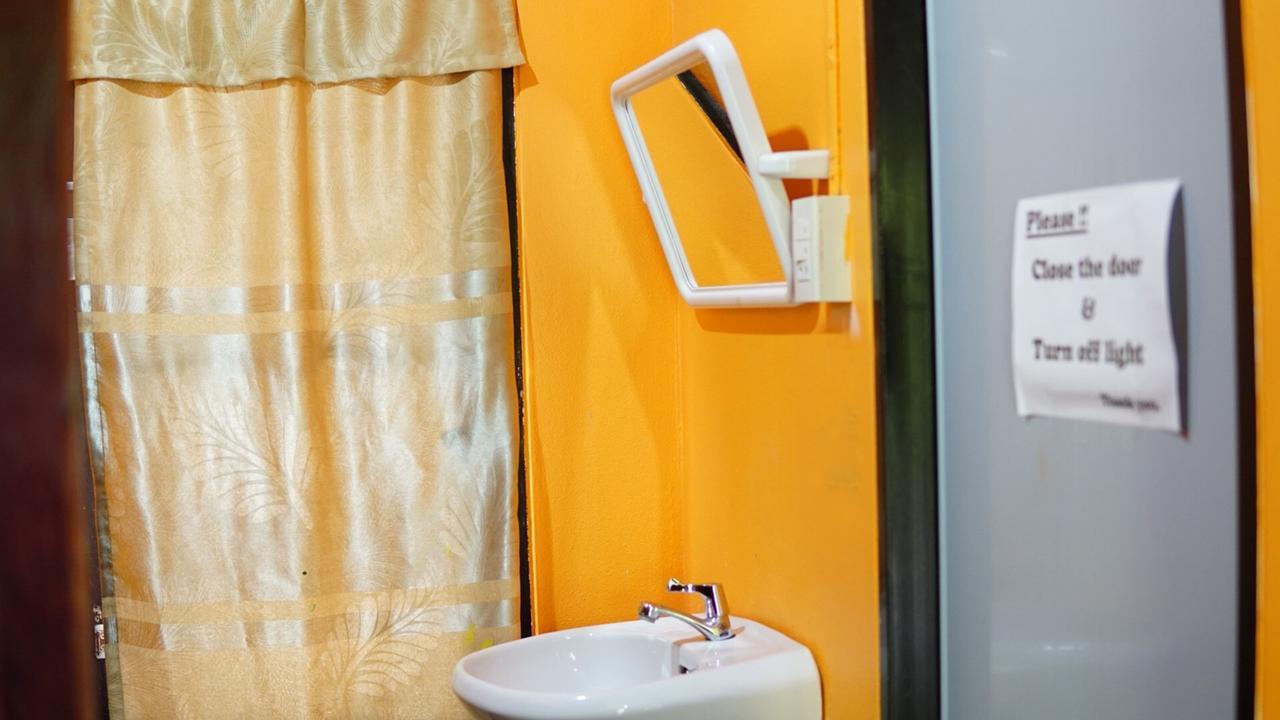 Yoghurt Hostel *
