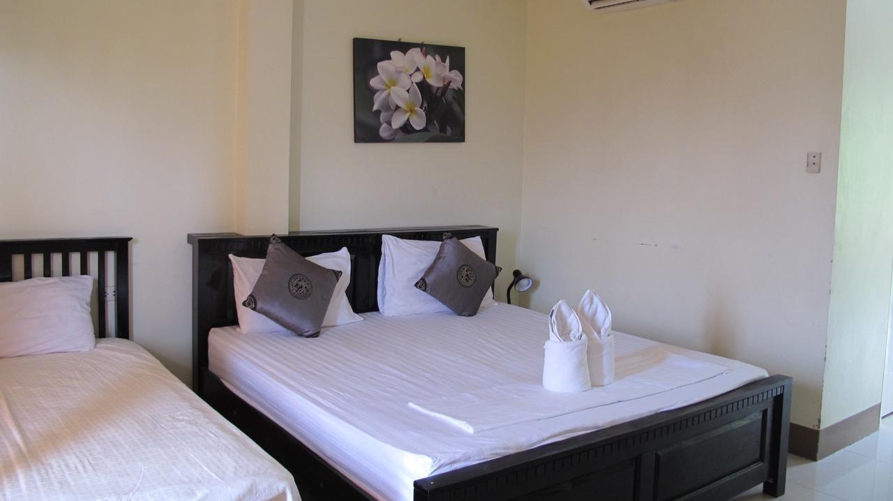 Hotel Sairee Seaview 3*