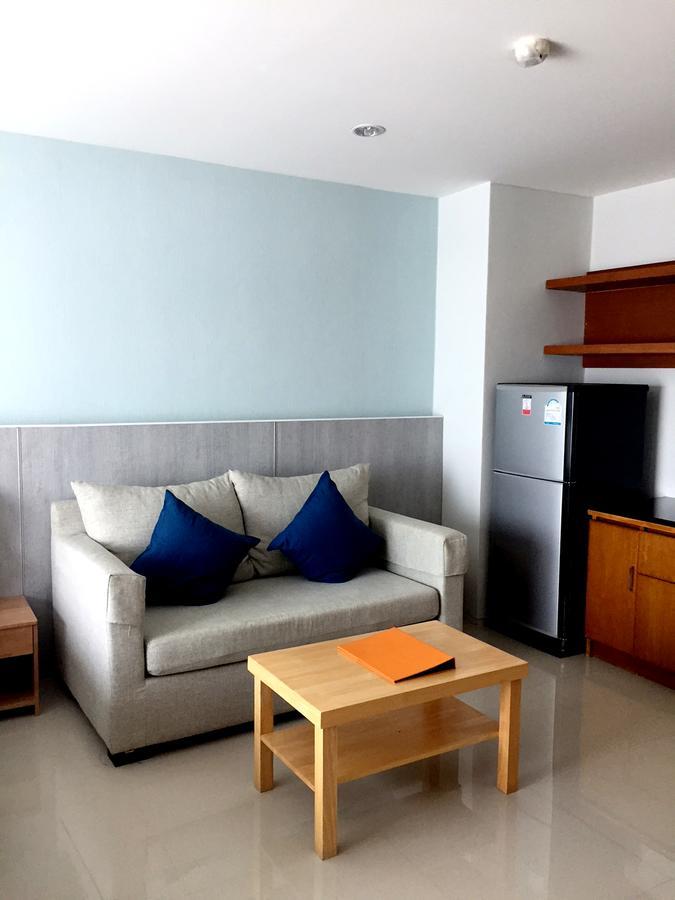 Hotel Crystal Jade