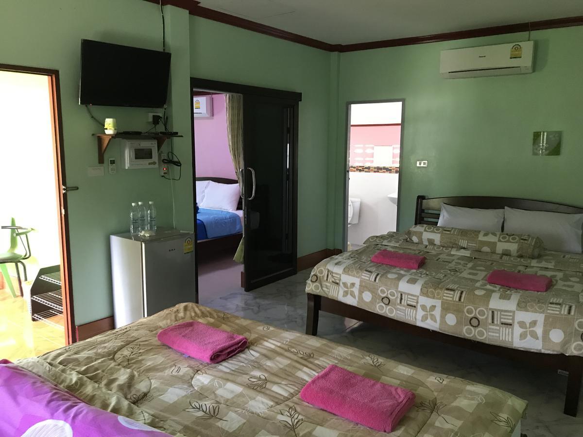 Cashew Nut Bungalows * Ao Nang