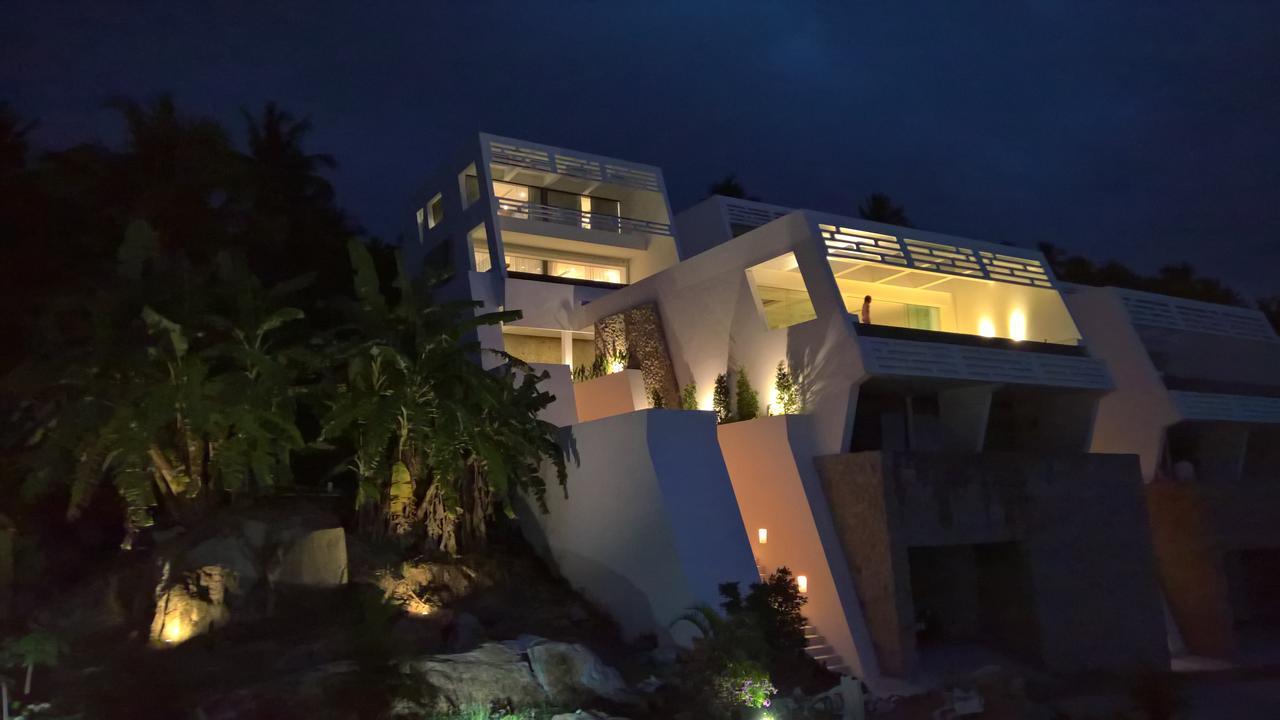 Aqua Samui Villa's