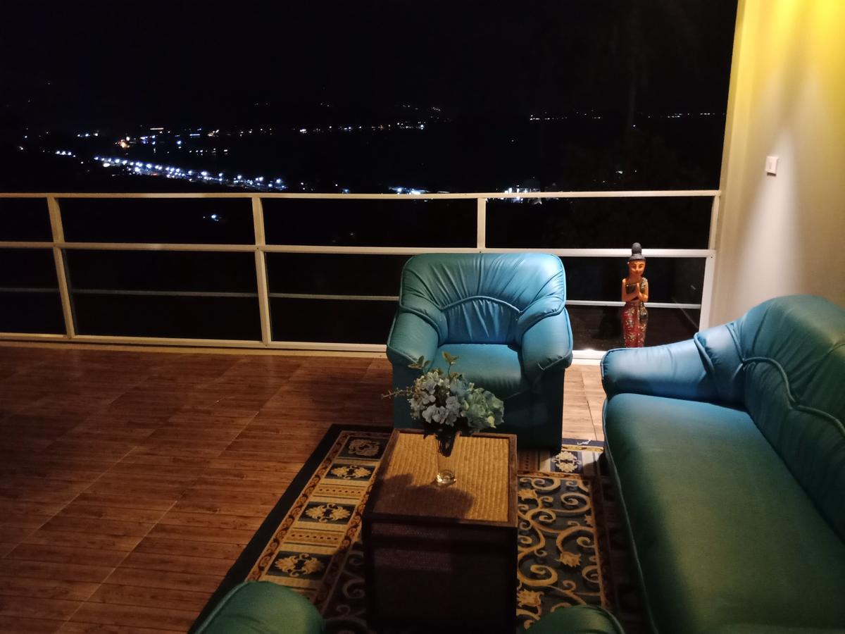 Villa Eagle View