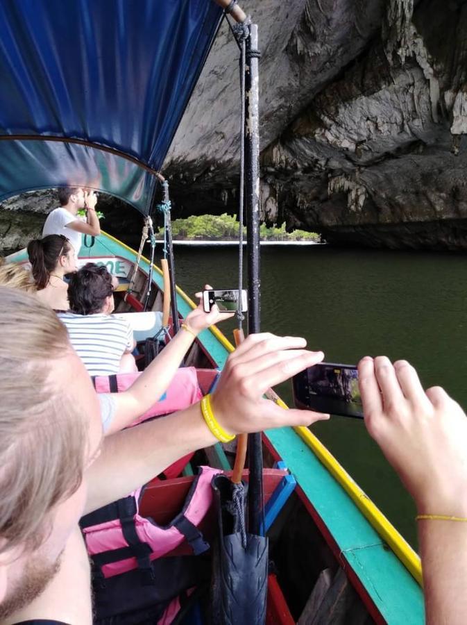 T.p. Place Phang Nga