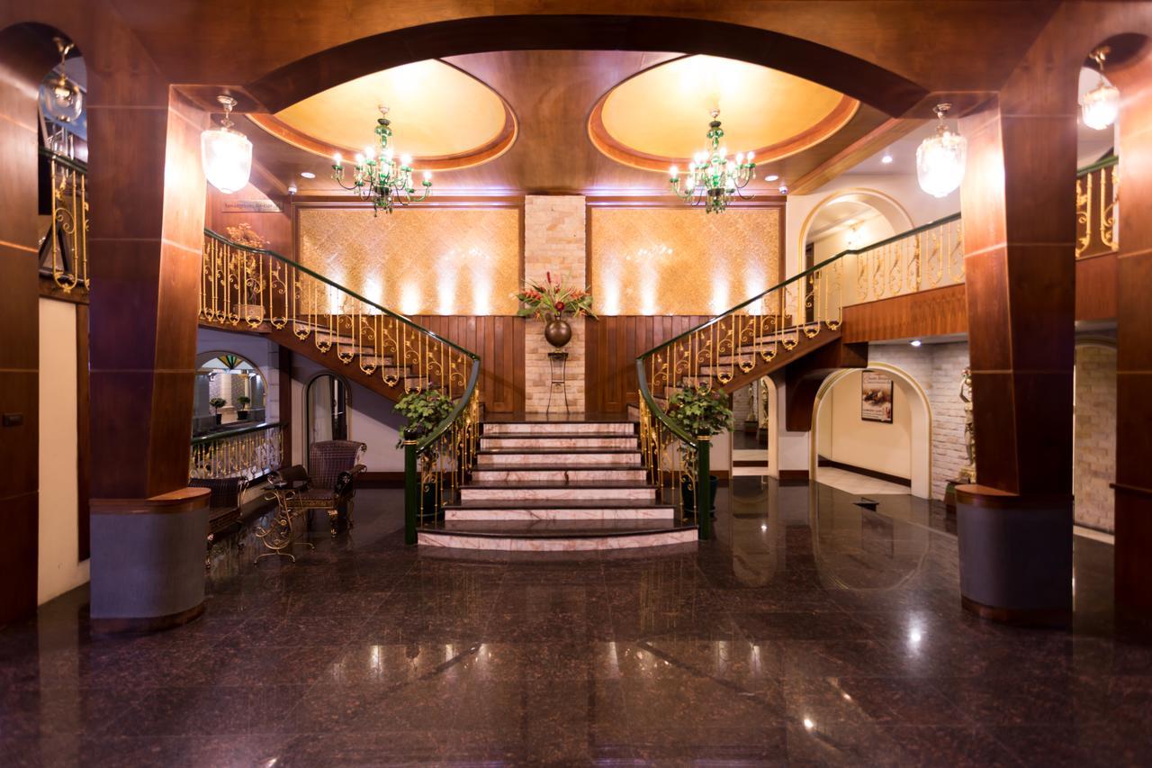 Hotel Erawan 4*