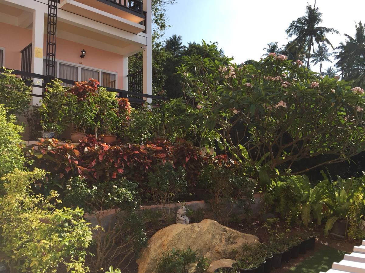 Hotel Sairee Seaview 3*