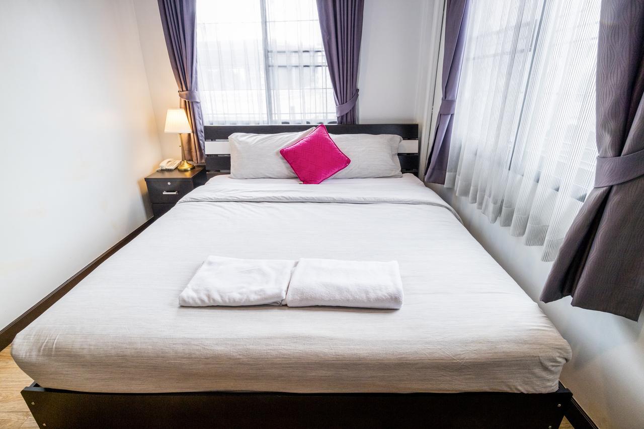 The Cube Sathorn Boutique Hotel: Modern Near Bts Surasak Acomodação com café da manhã  2*