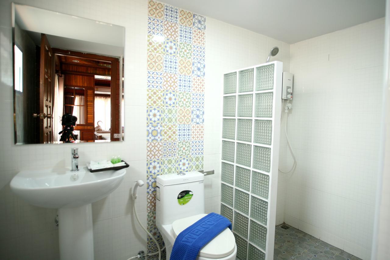 Park & Pool Hotel 3*