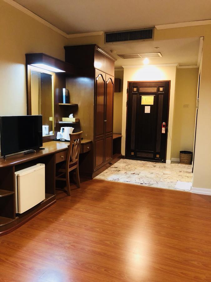 Hotel Hermitage Korat-sha
