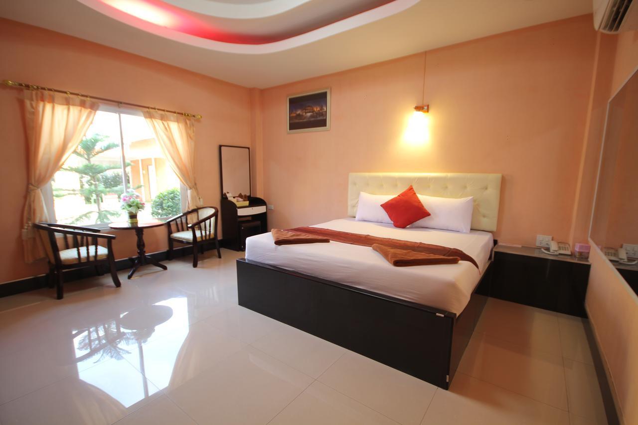 Windsor Resort Lopburi