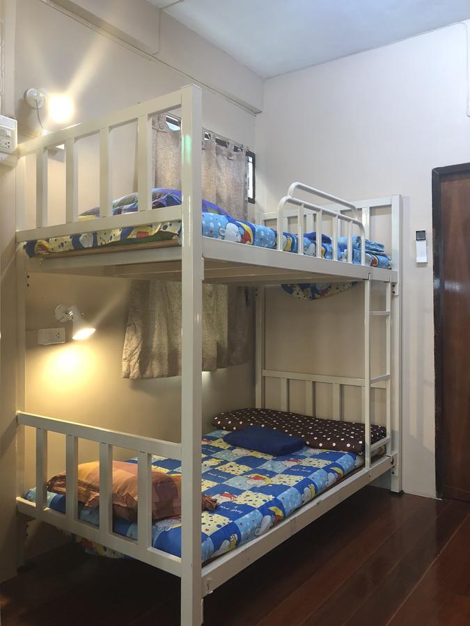 5 Minute Hostel Bangkok