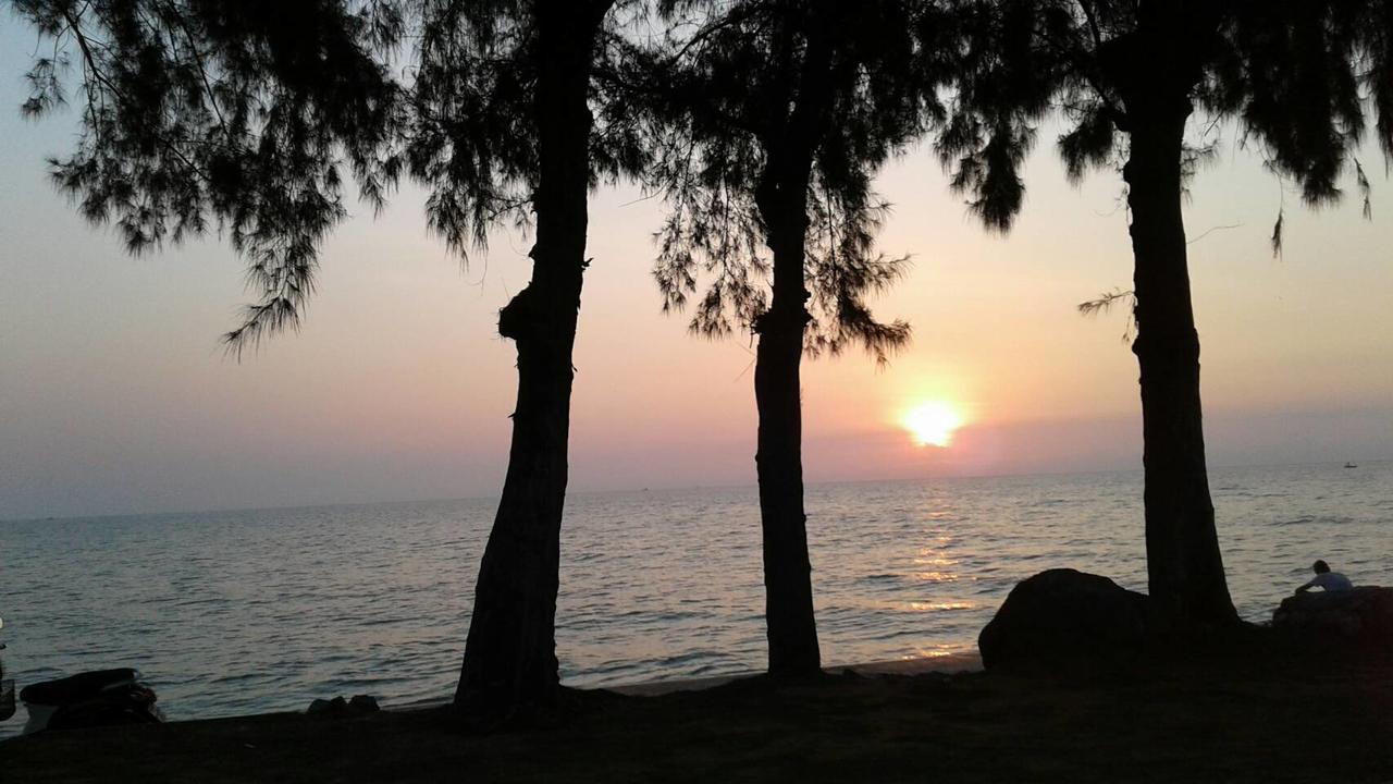 Bc Summer Bed & Breakfast Pran Buri