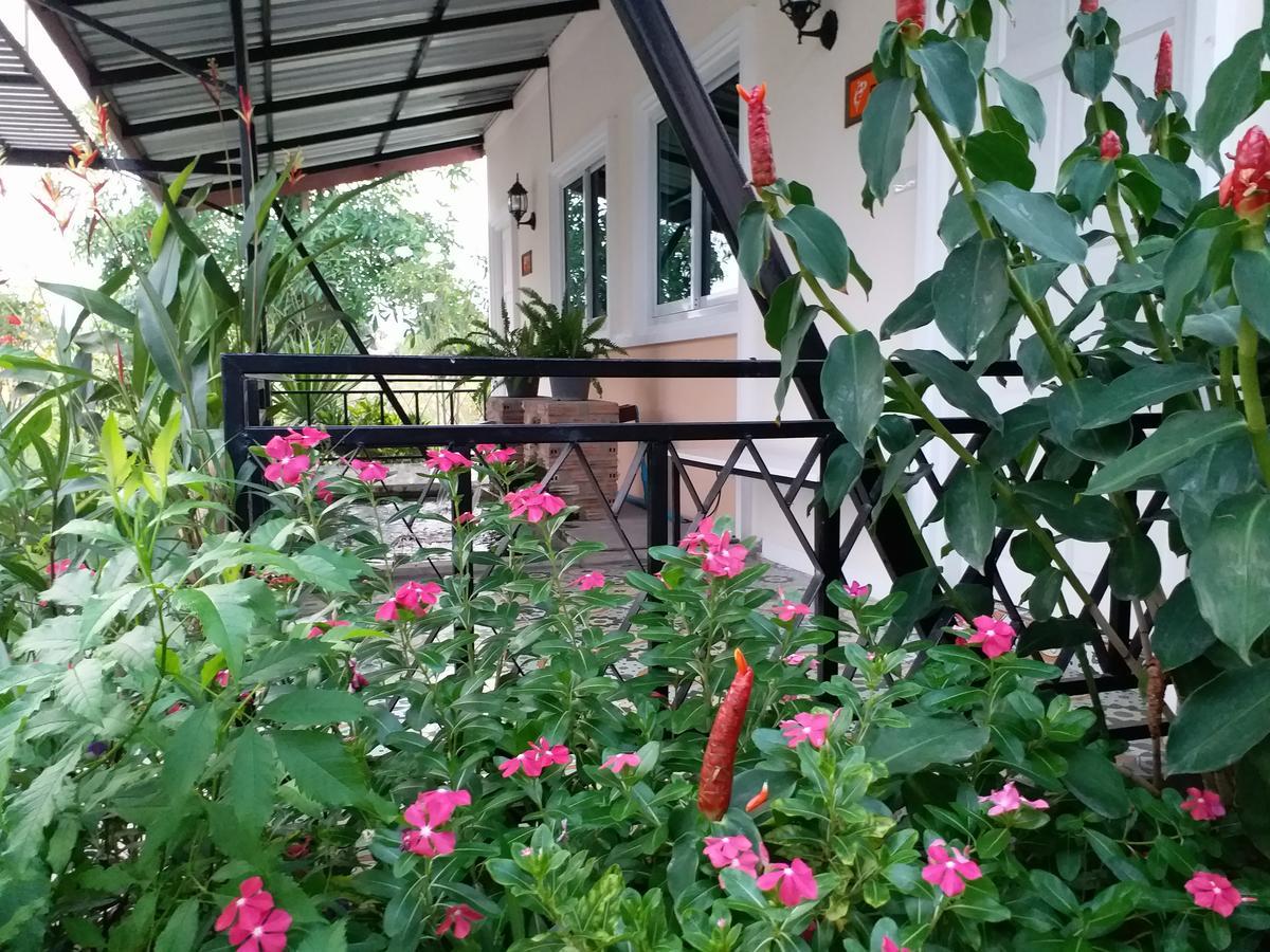 Fancy Carp Resort Cha-Am