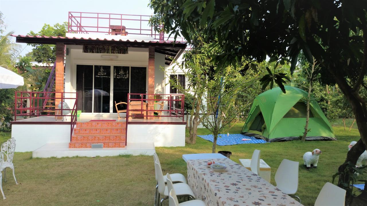 Baantantara * Suan Phueng