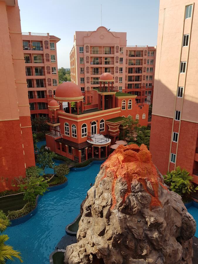 Apartment Seven Seas