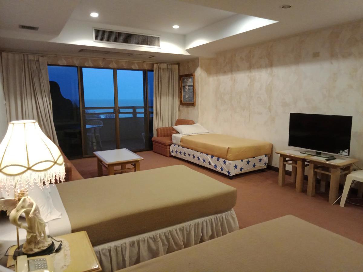 Cha-Am Grand Condotel Apartment *