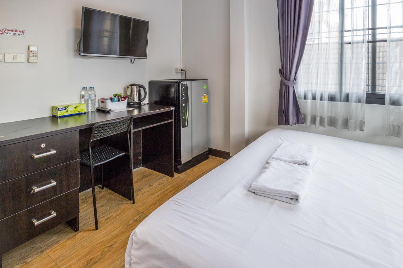 The Cube Sathorn Boutique Hotel: Modern Near Bts Surasak Banguecoque