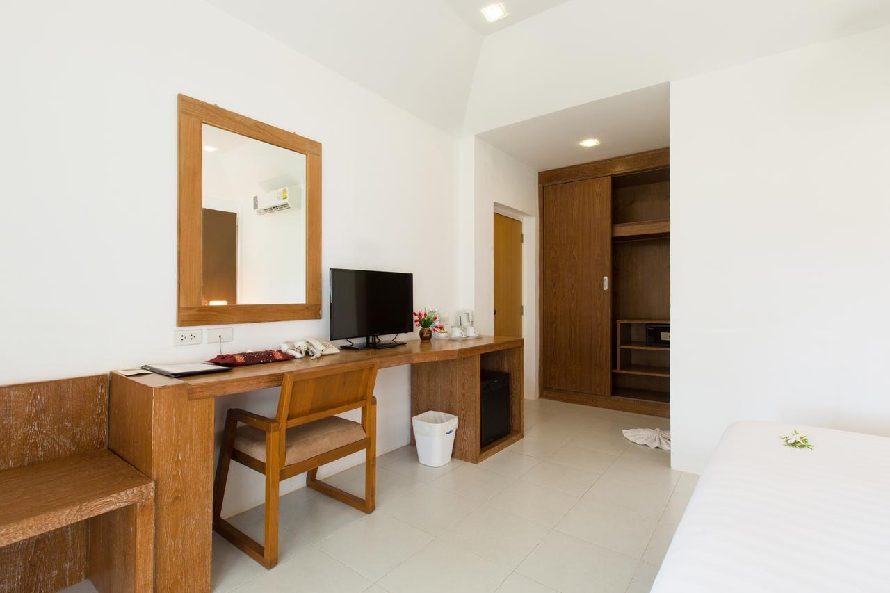 Bayview Resort 3*