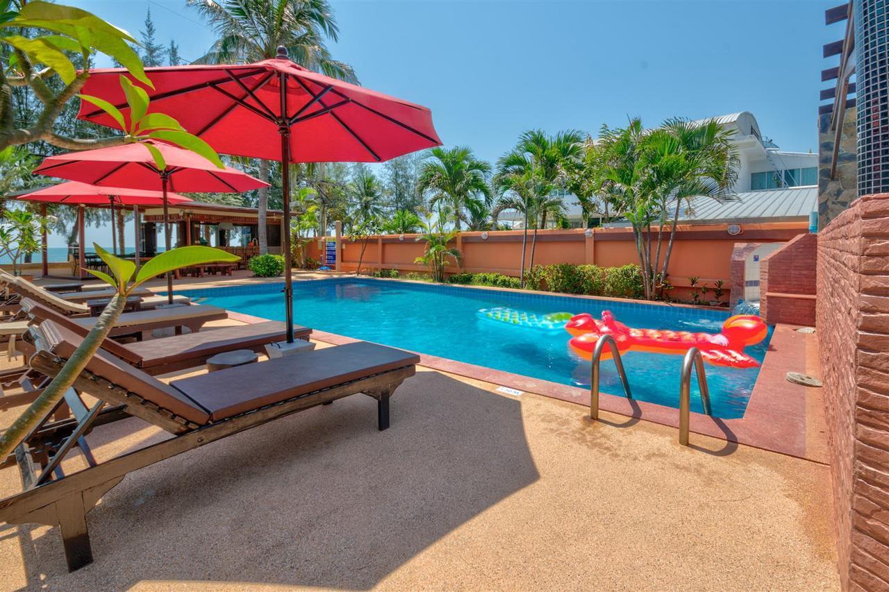 Resort Palm