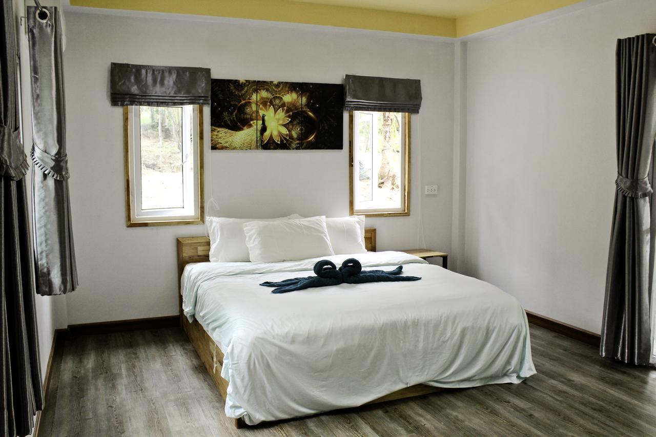 Phangan Village Holiday home *