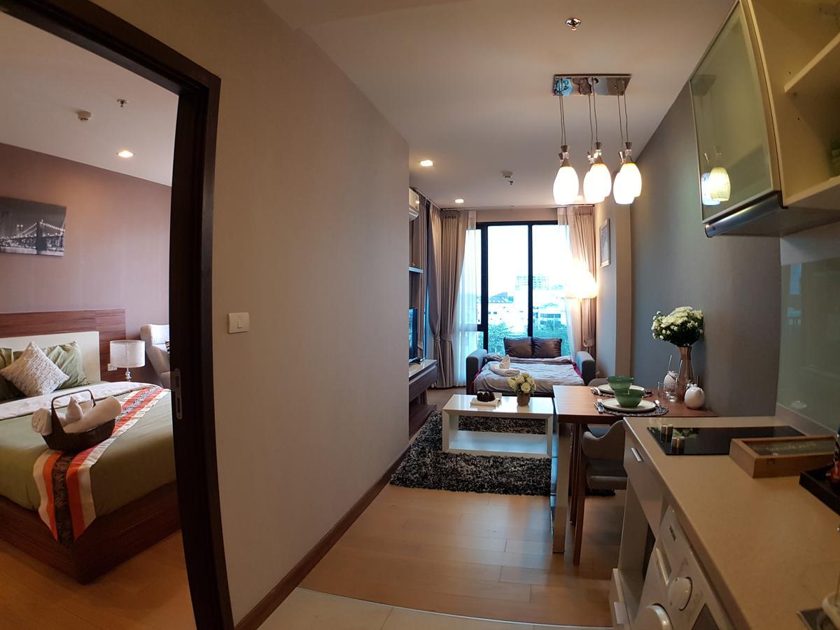 Apartment Astra Night Bazaar
