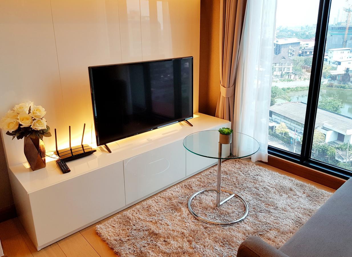 Astra Night Bazaar Apartment *