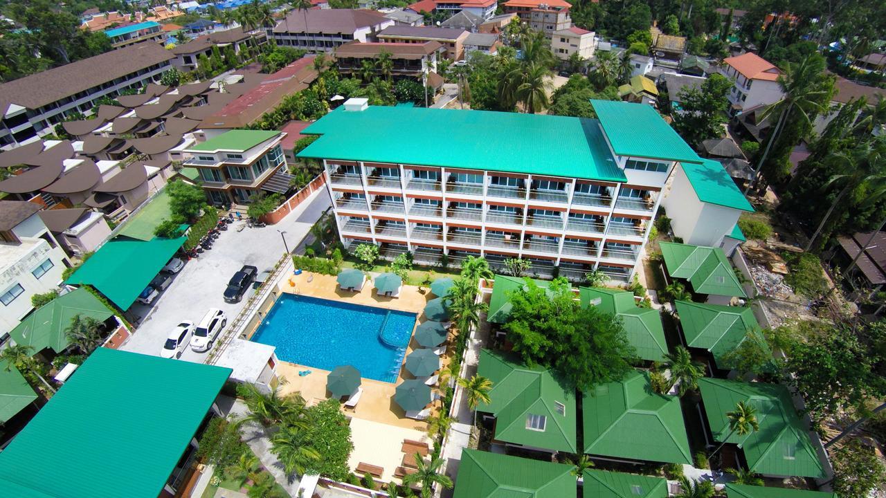 Coconut Hotel 3*