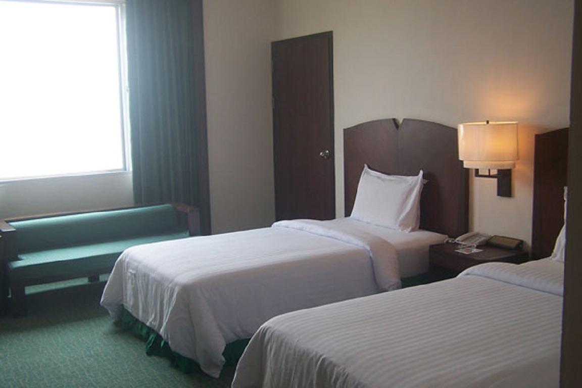 Hotel Grand Mandarin 4*