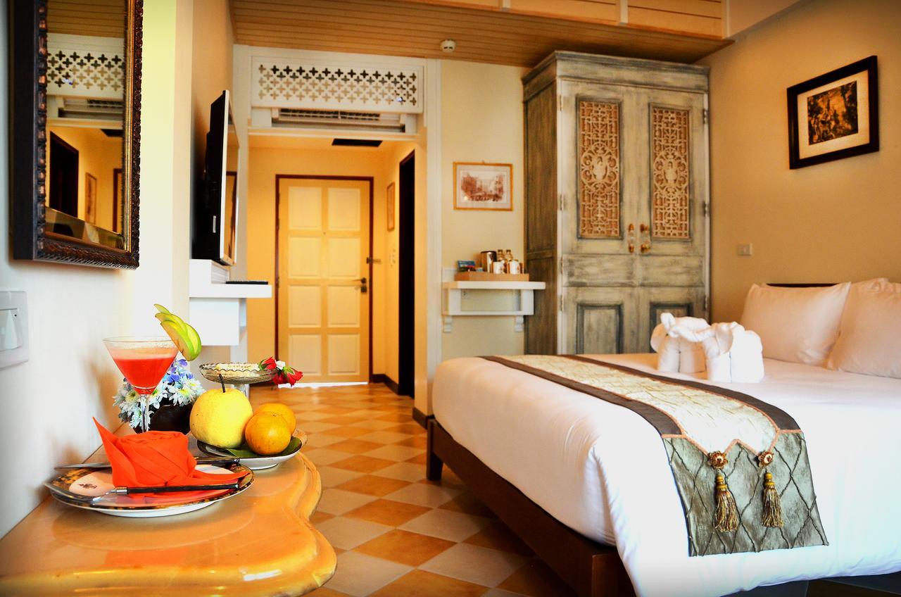 Chuchaiburi Sri Resort