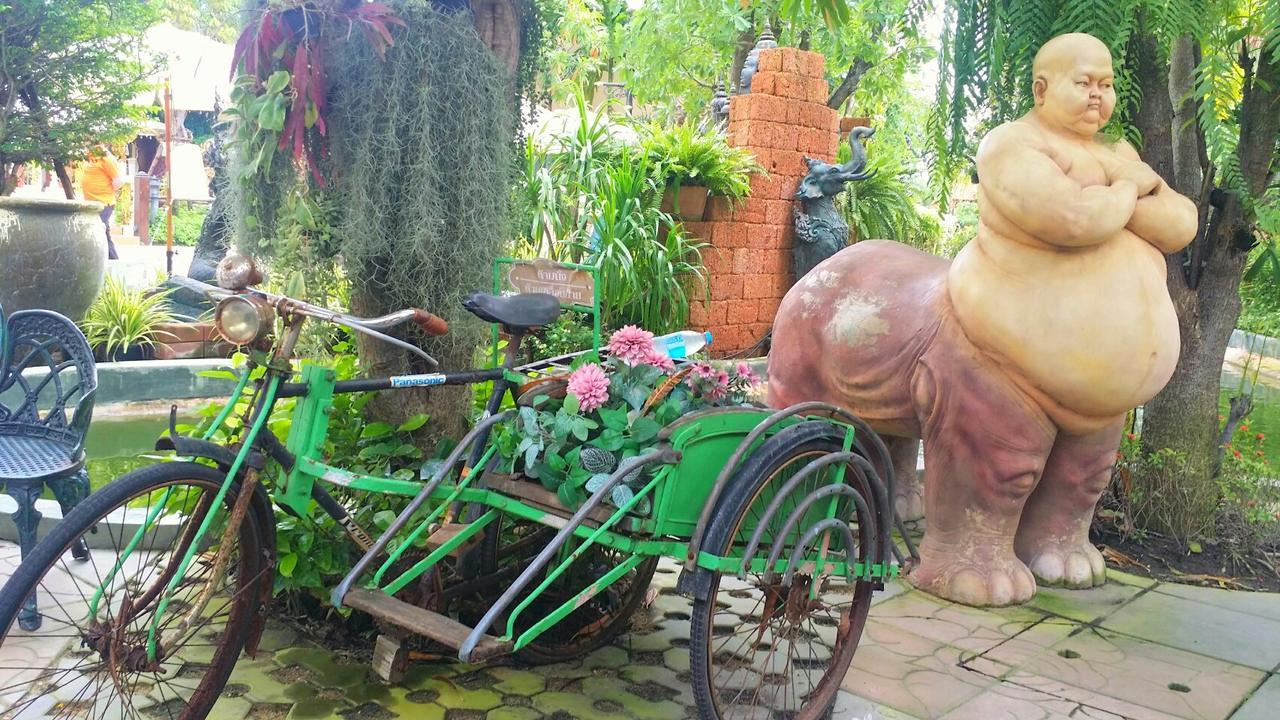 Resort Chuchaiburi Sri Amphawa